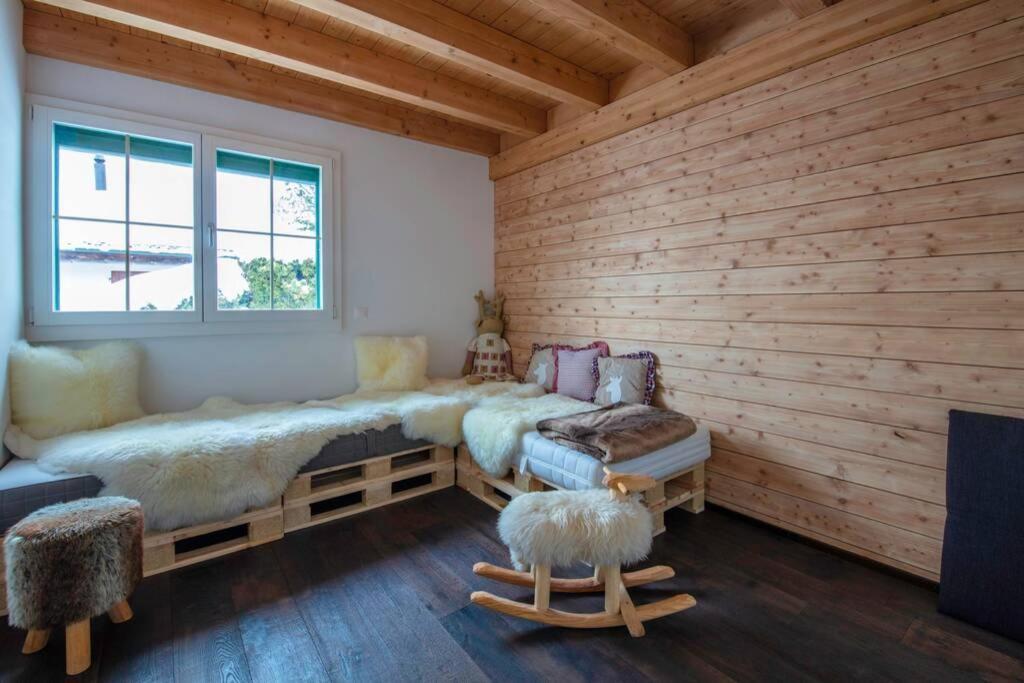 Exklusives Chalet Mit Traumhafter See- Und Bergsicht Зелисберг Экстерьер фото