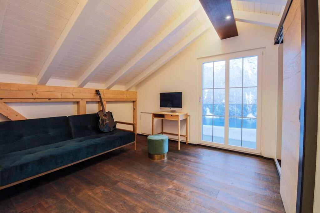 Exklusives Chalet Mit Traumhafter See- Und Bergsicht Зелисберг Экстерьер фото